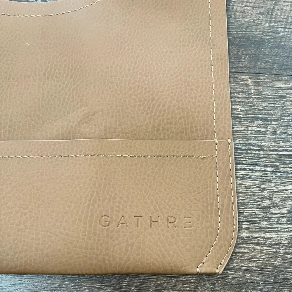 Gathre Camel Bib